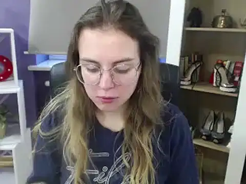 Zoey Erotic online show from 01-02-25, 11:41