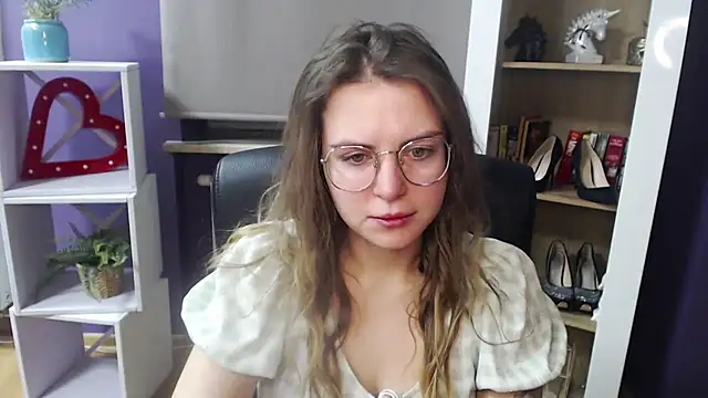 Zoey Erotic online show from 02-18-25, 05:31