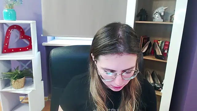 Zoey Erotic online show from 02-20-25, 09:11