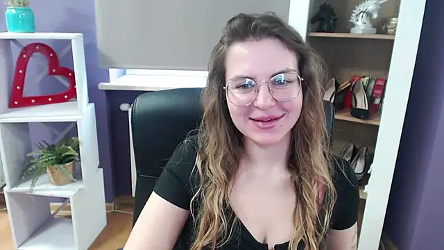 Zoey Erotic online show from 03-05-25, 08:43