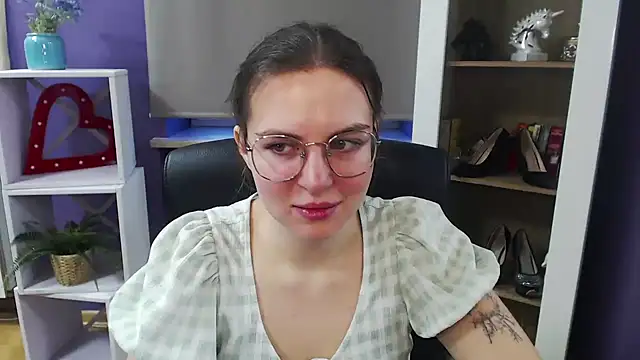 Zoey Erotic online show from 03-18-25, 05:31