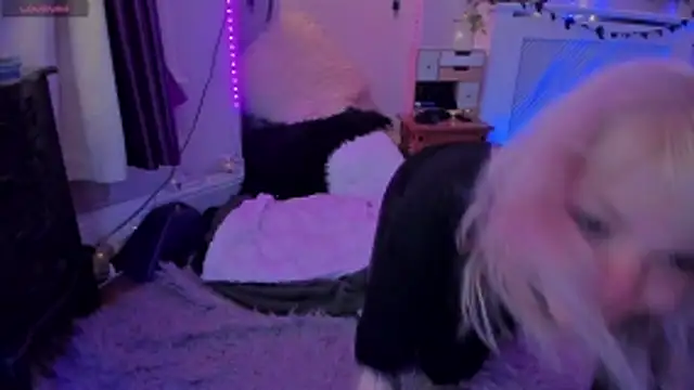 AliceW0lf online show from 11-20-25, 07:46