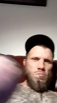 Snapshot of DanielTiger15 chatting on 12-31-24, 11:28 DanielTiger15 online show from 12-31-24, 11:28