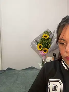 Kataliina online show from 03-19-25, 03:52