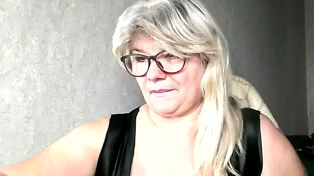 Diana 49 online show from 12-03-25, 10:52