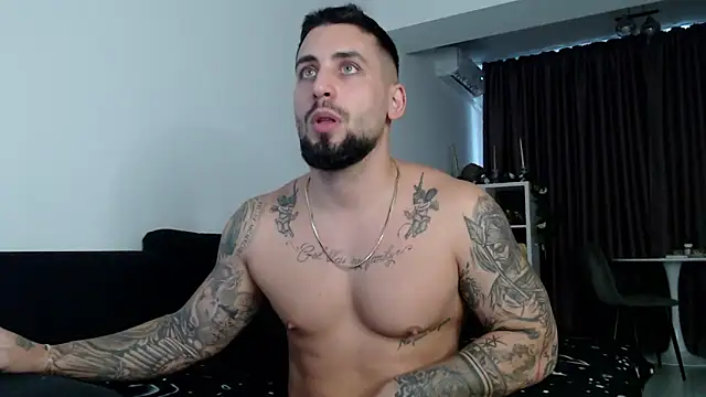  DylanGreen online show from 10-02-25, 08:10