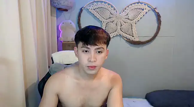 Snapshot of princeJayX chatting on 12-04-24, 04:43 princeJayX online show from 12-04-24, 04:43