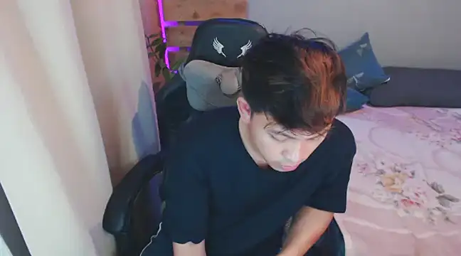 Snapshot of princeJayX chatting on 12-15-24, 10:28 princeJayX online show from 12-15-24, 10:28