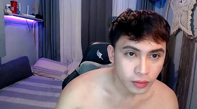 Snapshot of princeJayX chatting on 01-28-25, 08:15 princeJayX online show from 01-28-25, 08:15