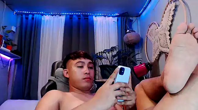 Snapshot of princeJayX chatting on 02-05-25, 01:22 princeJayX online show from 02-05-25, 01:22