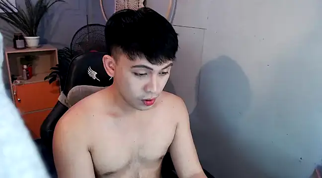 Snapshot of princeJayX chatting on 02-18-25, 07:21 princeJayX online show from 02-18-25, 07:21