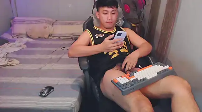 Snapshot of princeJayX chatting on 02-21-25, 05:35 princeJayX online show from 02-21-25, 05:35