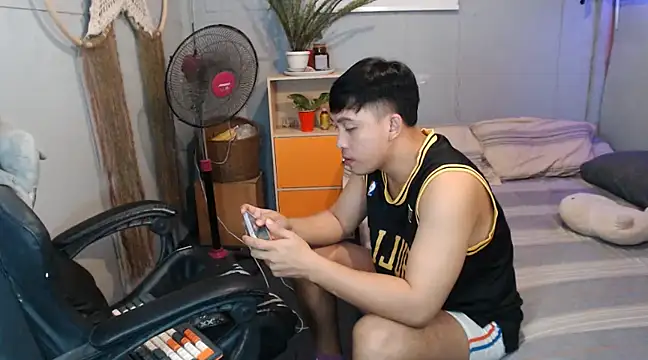 Snapshot of princeJayX chatting on 02-24-25, 07:00 princeJayX online show from 02-24-25, 07:00