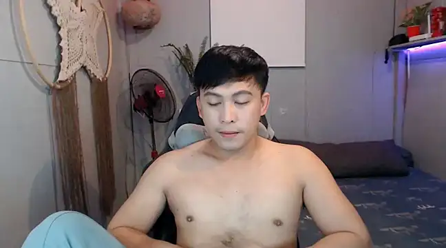 Snapshot of princeJayX chatting on 02-26-25, 05:42 princeJayX online show from 02-26-25, 05:42