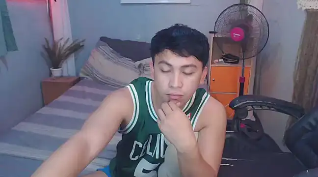 Snapshot of princeJayX chatting on 03-14-25, 05:27 princeJayX online show from 03-14-25, 05:27