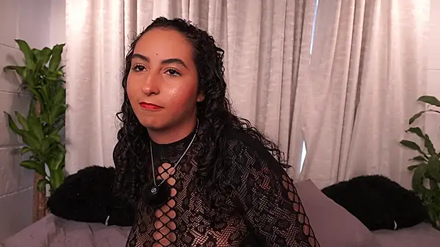 agatha collins  online show from 12-17-25, 07:31