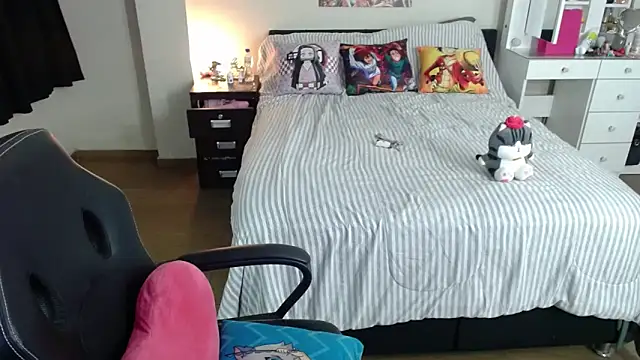 kittykat18x online show from 11-06-25, 01:06