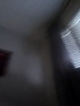 Snapshot of Zoni111 chatting on 11-15-25, 01:40 Zoni111 online show from 11-15-25, 01:40