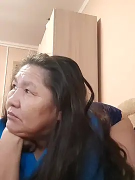 Snapshot of Zulfiya_Bruce chatting on 11-25-25, 11:43 Zulfiya Bruce online show from 11-25-25, 11:43