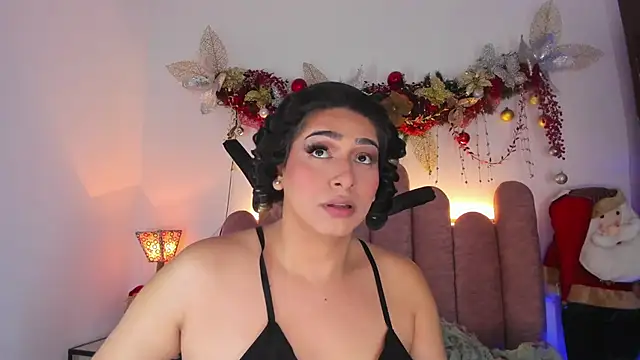 Snapshot of ISABELLASSMITH chatting on 12-24-24, 11:22 ISABELLASSMITH online show from 12-24-24, 11:22