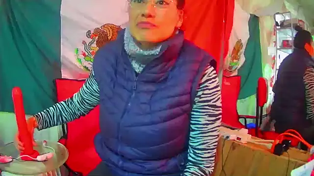 LaInsaciableIntensa online show from 02-11-25, 07:38