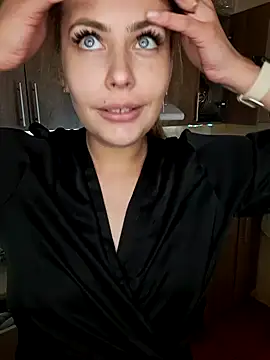 Snapshot of Keli_Jessi chatting on 12-07-24, 04:25 Keli Jessi online show from 12-07-24, 04:25