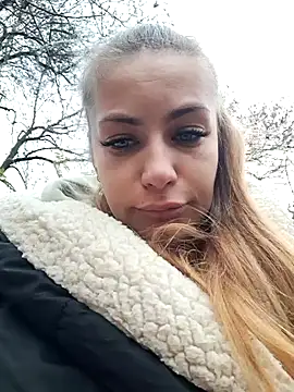 Snapshot of Keli_Jessi chatting on 12-11-24, 01:06 Keli Jessi online show from 12-11-24, 01:06