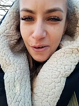 Snapshot of Keli_Jessi chatting on 02-25-25, 01:17 Keli Jessi online show from 02-25-25, 01:17