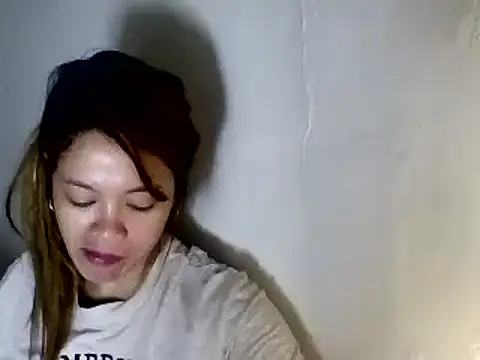 pinay4uwithagoodheart online show from 12-21-24, 04:30