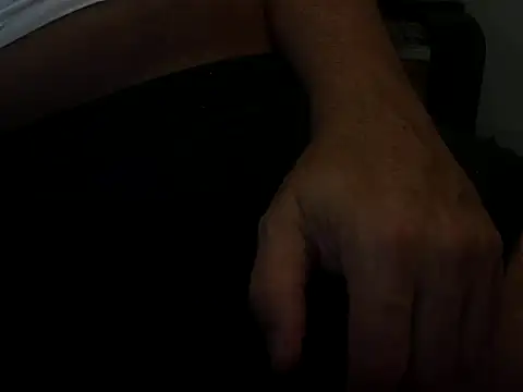 Snapshot of knightlone chatting on 08-04-26, 03:14 knightlone online show from 08-04-26, 03:14