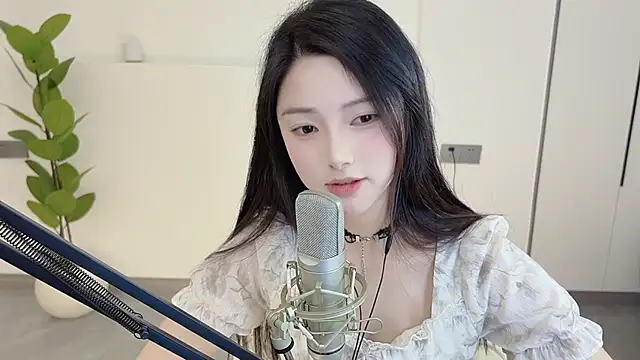 Snapshot of HaagenDazs_ chatting on 03-13-25, 04:16 HaagenDazs online show from 03-13-25, 04:16