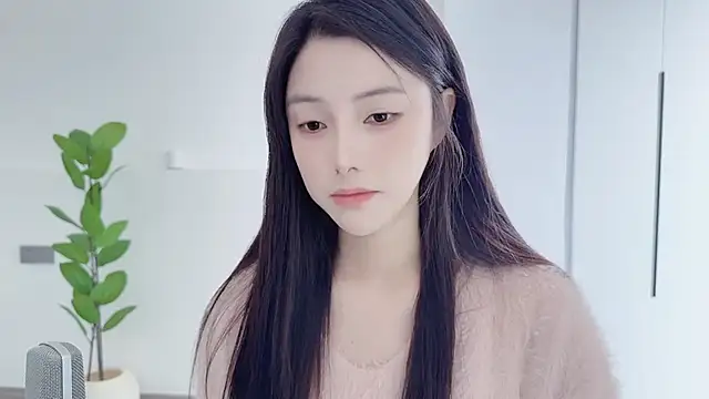 Snapshot of HaagenDazs_ chatting on 11-01-25, 03:19 HaagenDazs online show from 11-01-25, 03:19