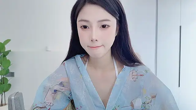 Snapshot of HaagenDazs_ chatting on 12-02-25, 01:44 HaagenDazs online show from 12-02-25, 01:44