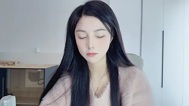 HaagenDazs  online show from 01-18-26, 05:11