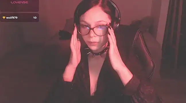 Snapshot of modjo_ chatting on 12-15-24, 03:02 modjo  online show from 12-15-24, 03:02