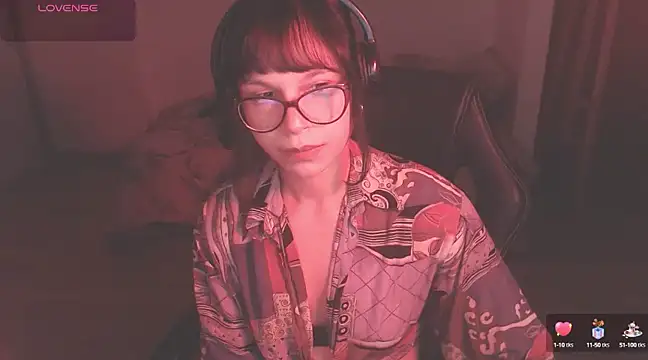 Snapshot of modjo_ chatting on 01-08-25, 06:31 modjo  online show from 01-08-25, 06:31