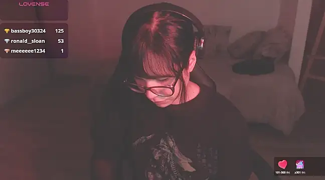 Snapshot of modjo_ chatting on 01-28-25, 05:11 modjo  online show from 01-28-25, 05:11