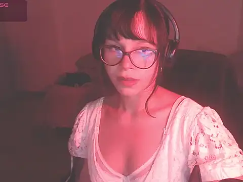 Snapshot of modjo_ chatting on 01-31-25, 06:24 modjo  online show from 01-31-25, 06:24