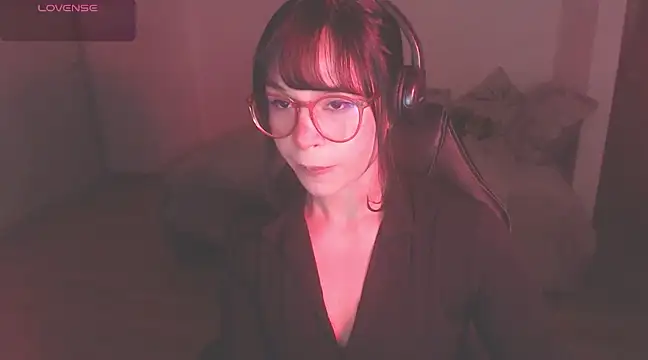 Snapshot of modjo_ chatting on 02-09-25, 06:43 modjo  online show from 02-09-25, 06:43