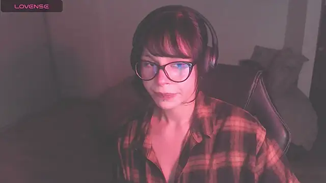 Snapshot of modjo_ chatting on 09-21-25, 03:41 modjo  online show from 09-21-25, 03:41