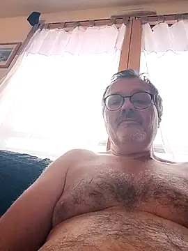 mike9473 online show from 10-06-25, 04:37