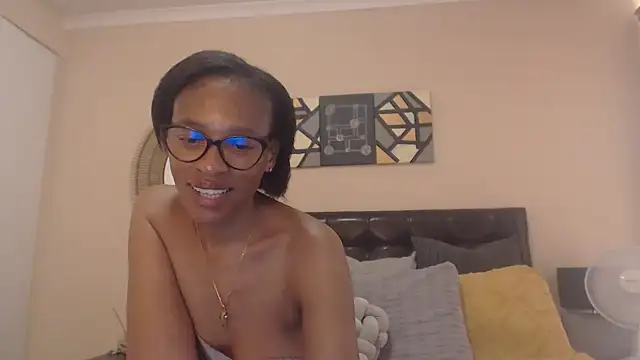 Snapshot of Creamyass22 chatting on 02-25-25, 03:05 Creamyass22 online show from 02-25-25, 03:05