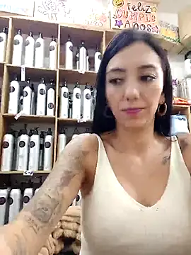 LunaZambrano online show from 03-07-25, 10:54