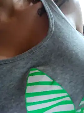 LunaZambrano online show from 11-20-25, 02:06