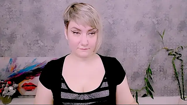 Djullia online show from 12-16-25, 07:13