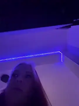 Snapshot of AnjaAmelia chatting on 02-26-26, 07:24 AnjaAmelia online show from 02-26-26, 07:24