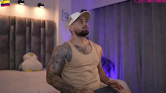 Snapshot of john_king29 chatting on 01-12-26, 09:53 john king29 online show from 01-12-26, 09:53