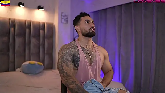 Snapshot of john_king29 chatting on 02-08-26, 08:34 john king29 online show from 02-08-26, 08:34