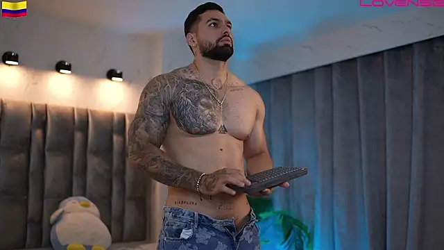 Snapshot of john_king29 chatting on 02-26-26, 01:15 john king29 online show from 02-26-26, 01:15