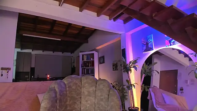 Snapshot of CelesteBreedlove chatting on 12-18-24, 03:15 CelesteBreedlove online show from 12-18-24, 03:15